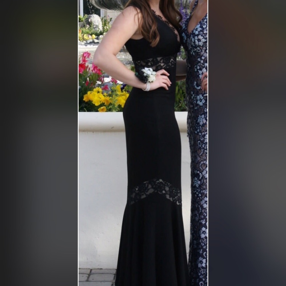 Black gown / Prom dress